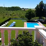 La Alegria Hotel *