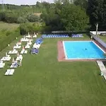 Hotel La Alegria *