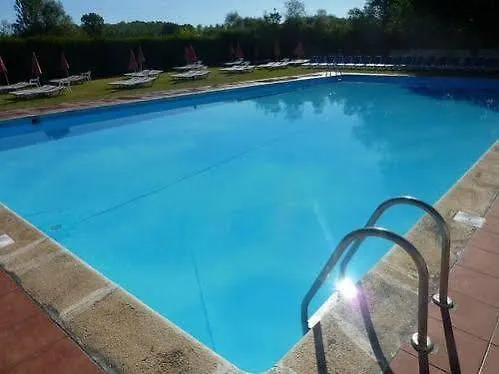 La Alegria Otel *